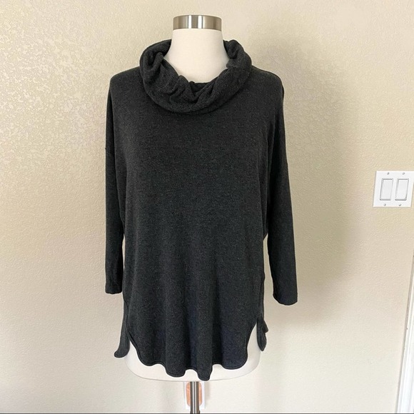 LOU & GREY Cowl Neck Lightweight Knit Top Size Small - Picture 2 of 9